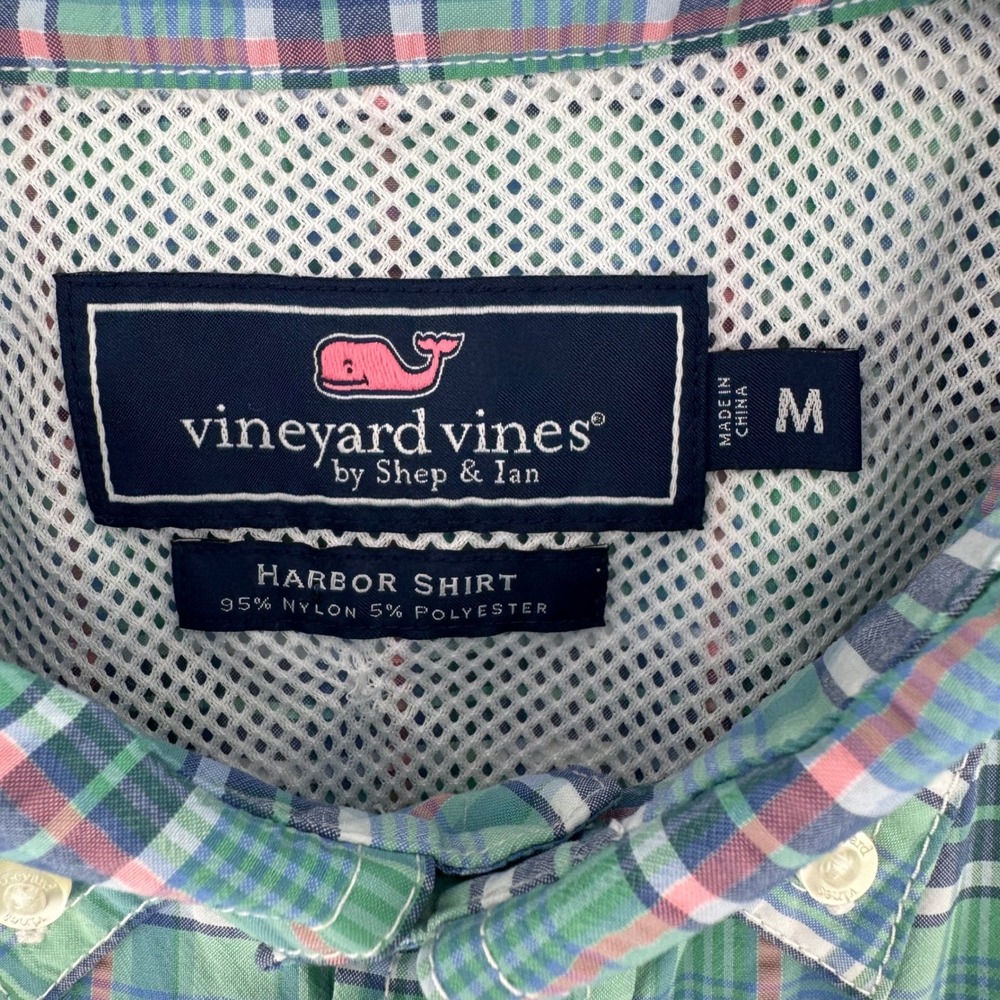 Vineyard Vines Harbor Shirt Medium Green Blue Plaid Vented Fishing Lightweight - Picture 4 of 9